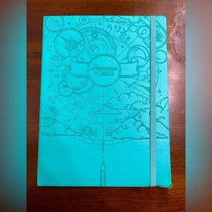 Passion Planner Turquoise Undated Sunday Start, Classic Size (A4 - 8.27”x11.69”)